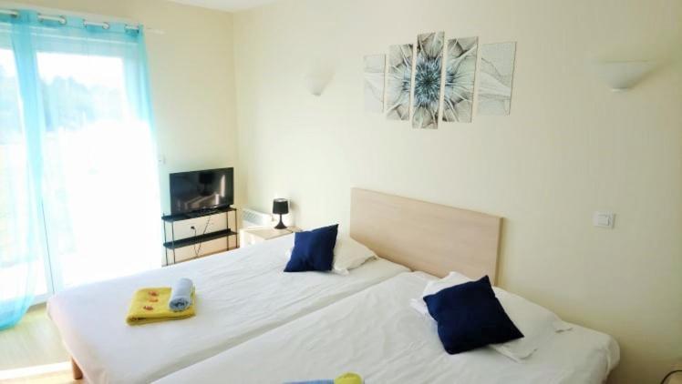 Cintray Parc Residence Breteuil-sur-Iton エクステリア 写真