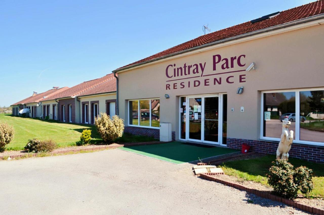 Cintray Parc Residence Breteuil-sur-Iton エクステリア 写真